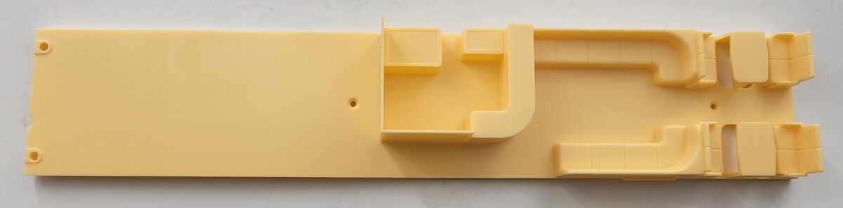 Lionel 82572-5 Tan Combo Car Interior Baggage Insert