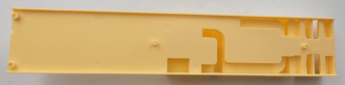 Lionel 82572-5 Tan Combo Car Interior Baggage Insert
