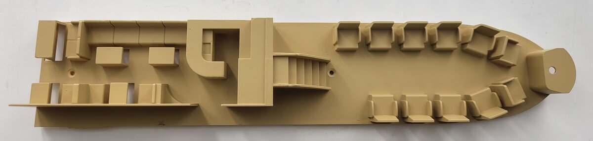 Lionel 82570-5 Tan Observation Car Seating Interior Insert with Bar