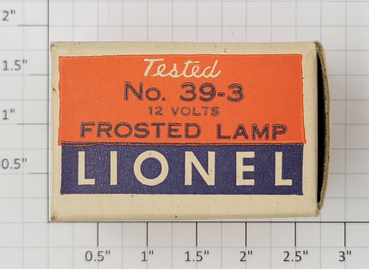 Lionel 39-3 12 Volt Frosted White Teardrop Screw Base Bulb in Box