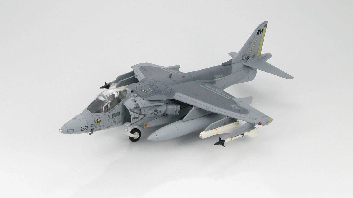 Hobby Master HA2609 1:72 AV-8B Harrier II Plus US Marines VMA-452 Flying Tigers
