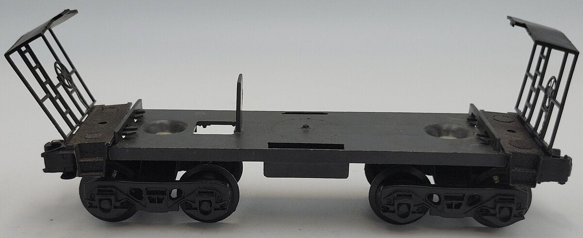Lionel 9060-5 O Plastic Caboose Frame w/ End Rails & Operating Coupler Truck