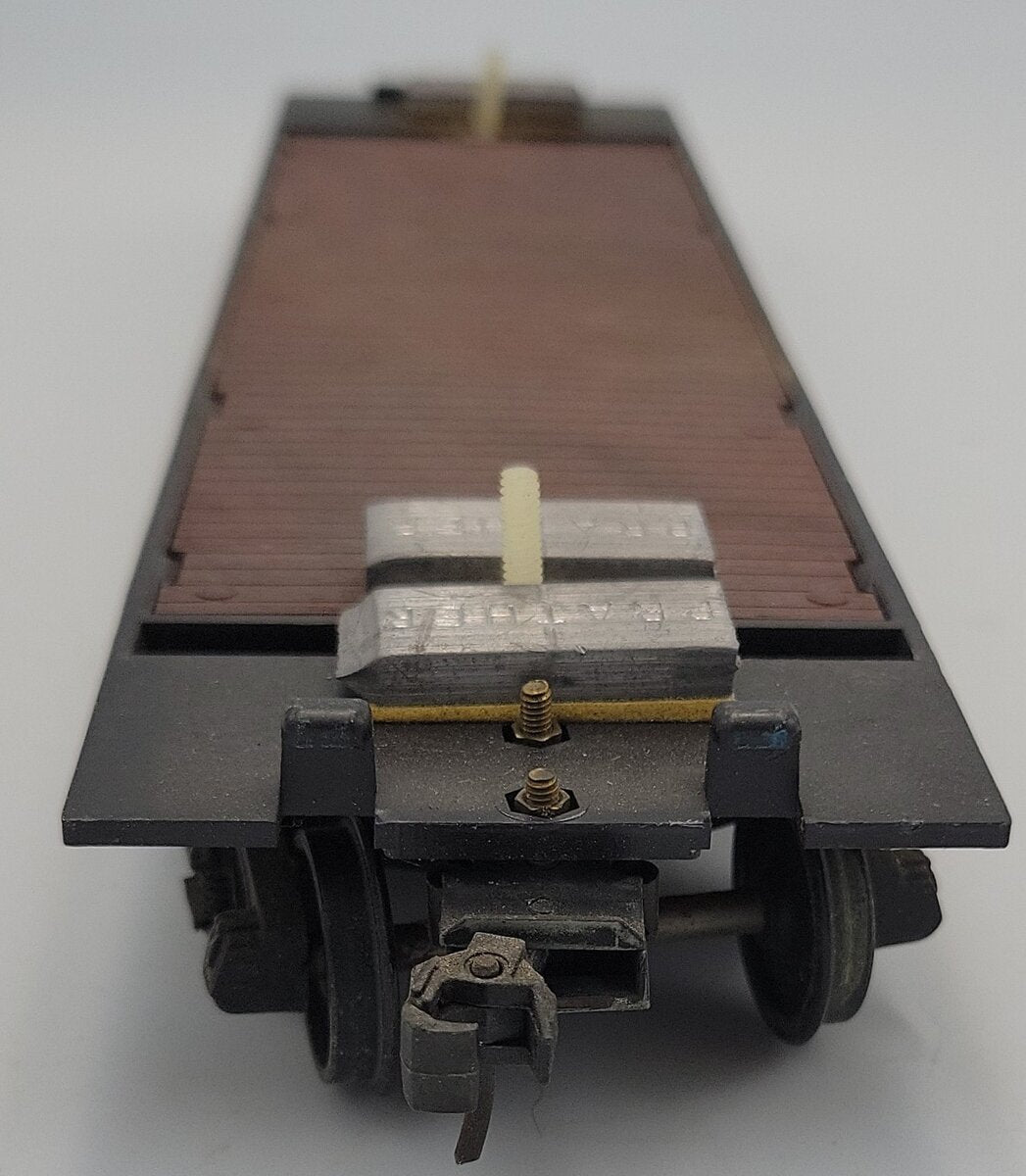 Atlas 49417-2 O Gauge UP Cattle Car Bottom Frame w/ One Operating Coupler Truck