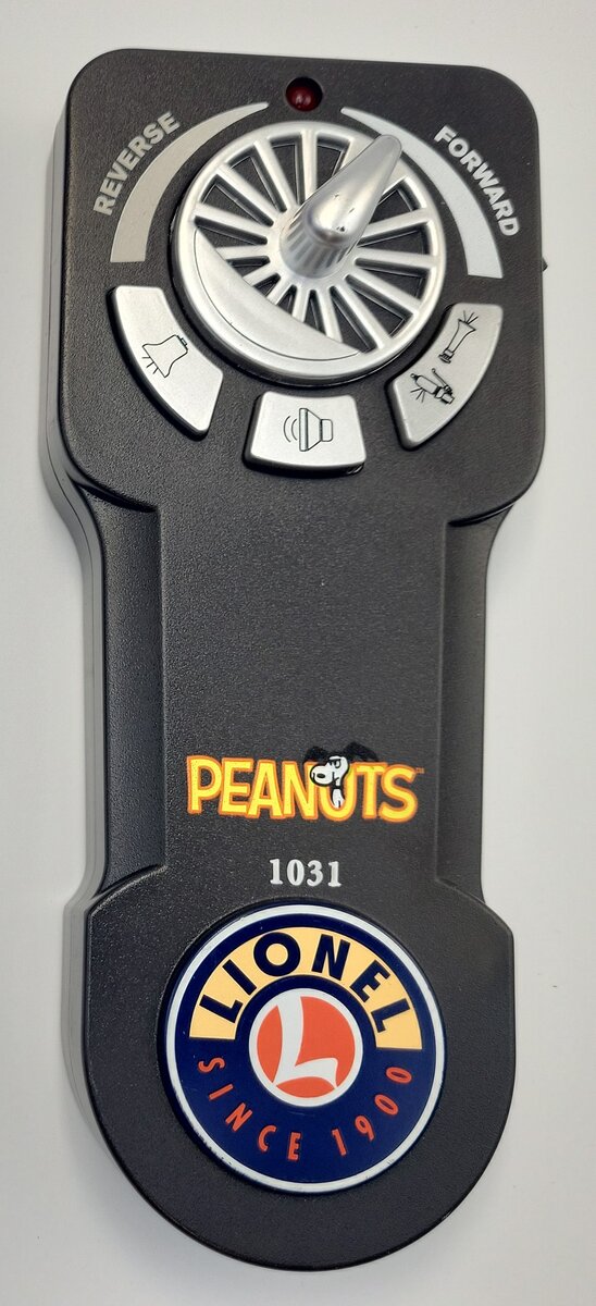 Lionel 18789-900 Peanuts Halloween 2-4-2 Lionchief Steam Locomotive Remote