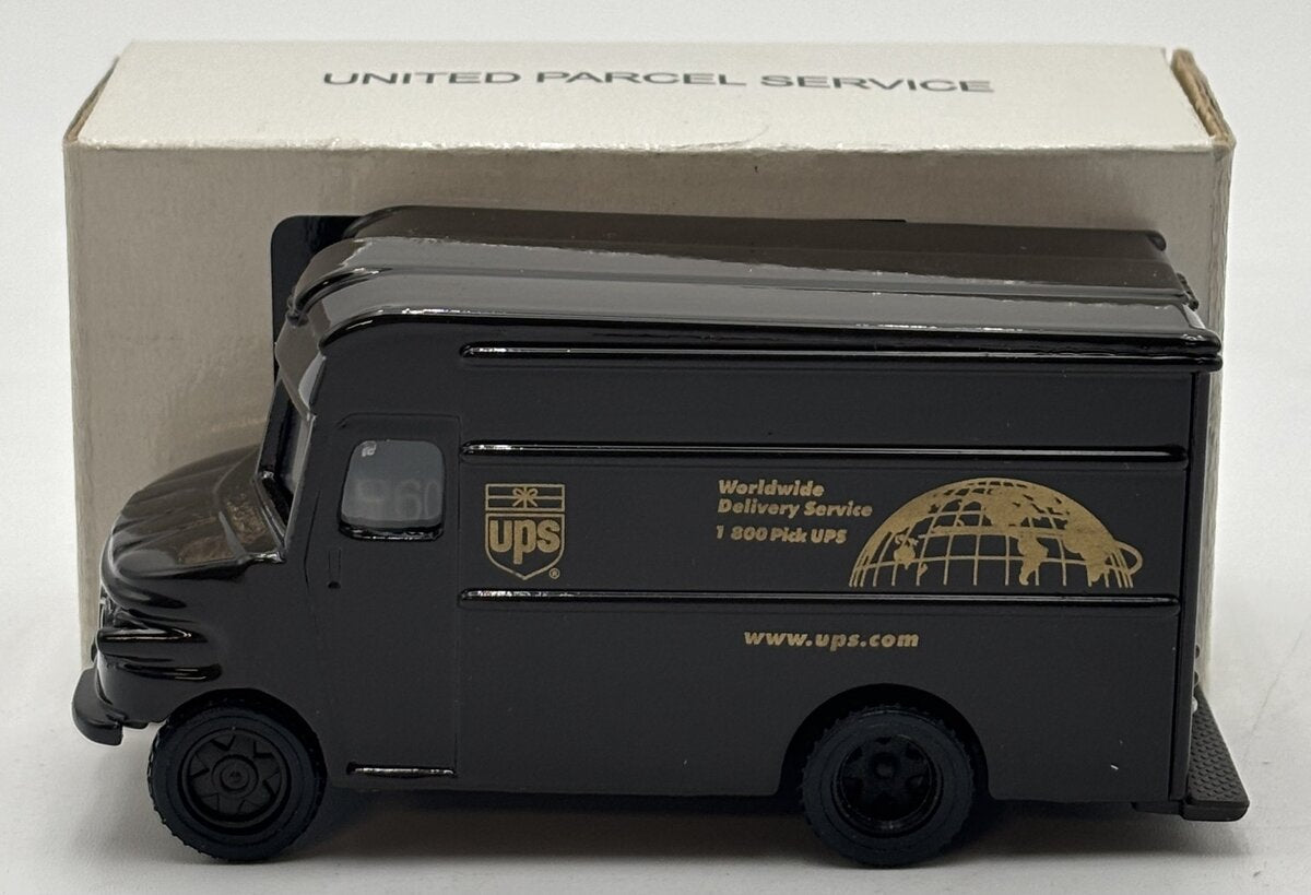 Corporate Express 1:32 UPS P600 Metal Package Car