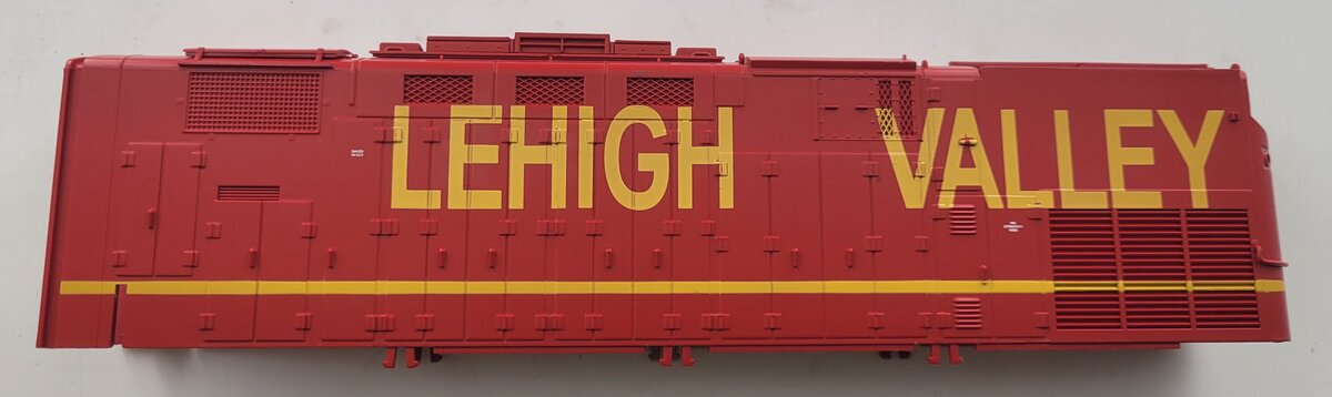 Lionel 18589-7 C-420 Lehigh Valley Diesel Locomotive Body Shell #409