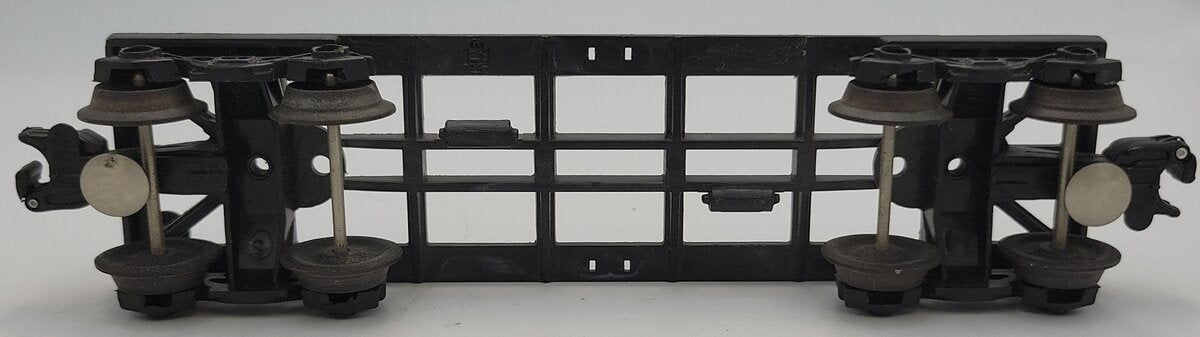 Lionel 27781-58 O Plastic Tank Car Frame w/ Operating Coupler Trucks