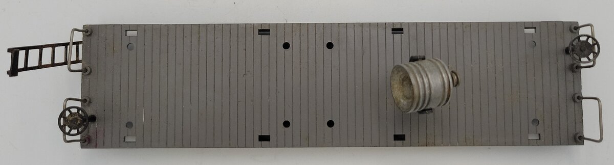 Lionel 2419-2 Diecast Dark Gray Lionel Lines Flat Car Frame with Searchlight