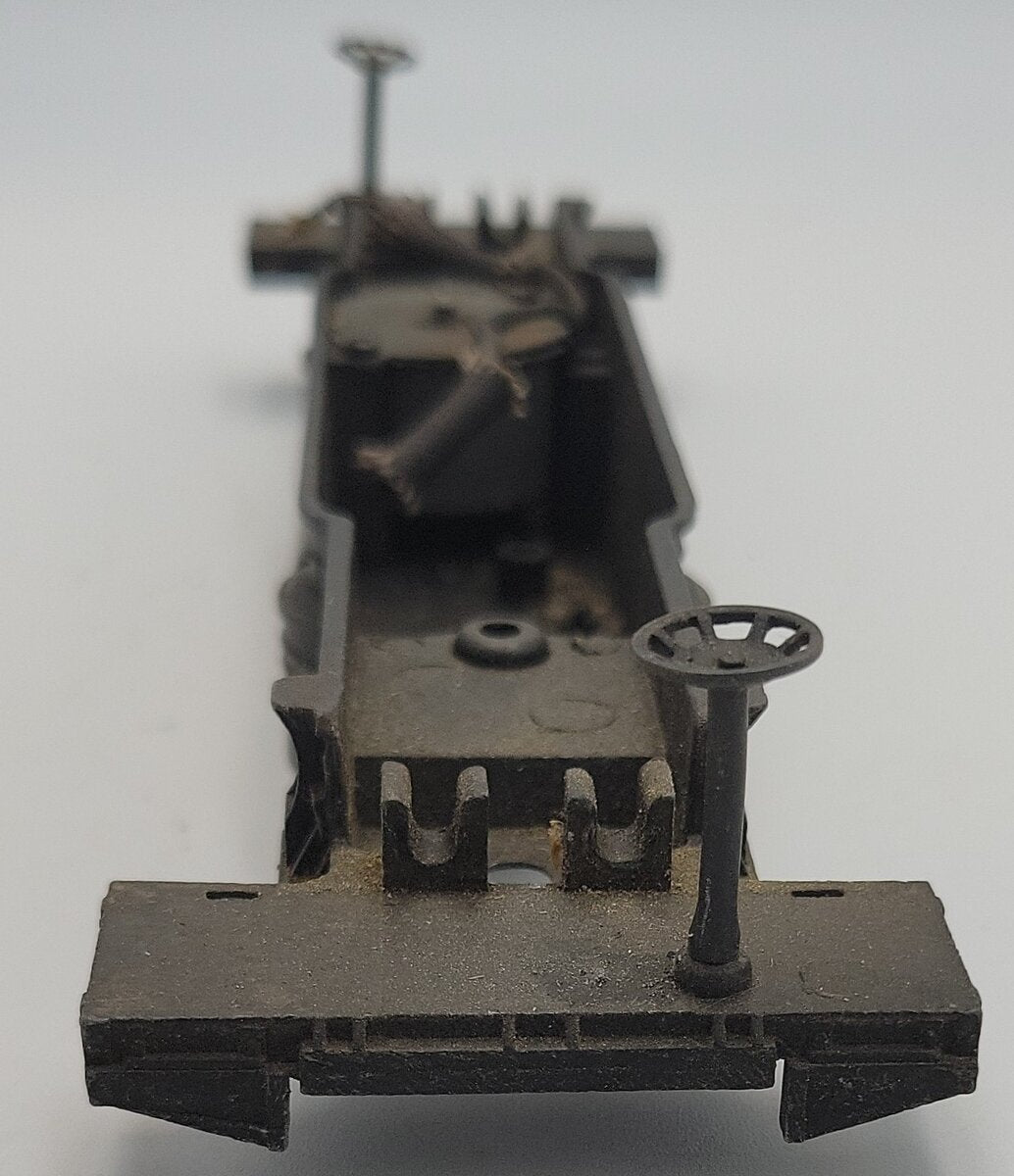 Lionel 3459-4 O Gauge Diecast Ore Dump Car Frame w/ Coil and Brake Wheels