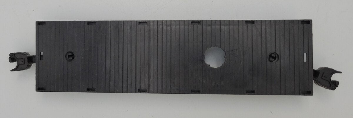 Lionel 9019-T-5A O Gauge Black Plastic Boxcar Frame with Dummy Couplers