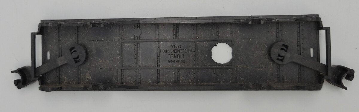 Lionel 9019-T-5A O Gauge Black Plastic Boxcar Frame with Dummy Couplers