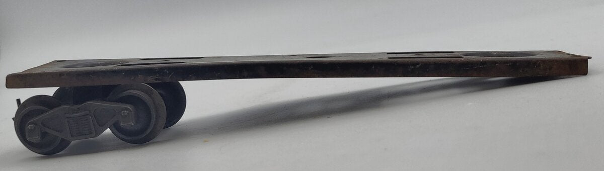Lionel 6465-6 O Gauge Tank Car Frame with One Set of Trucks without Coupler