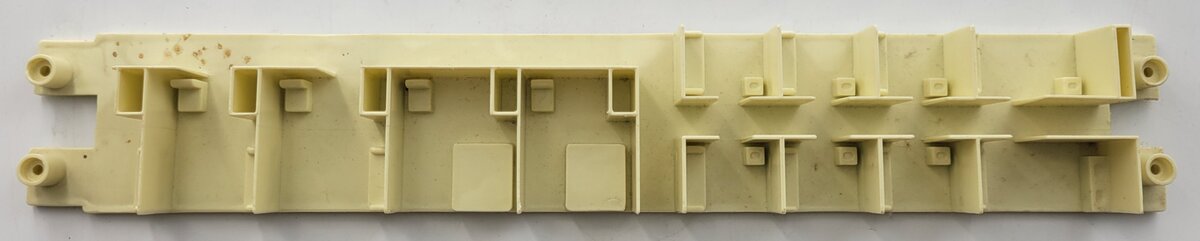 K-Line K4506AX Cream Sleeper Passenger Car Interior