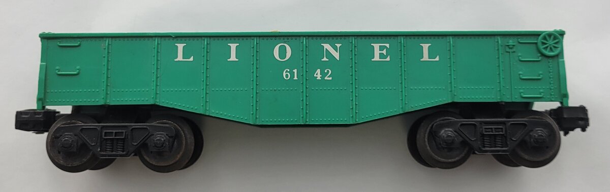 Lionel 6112-86 O Gauge Green Gondola with Trucks & One Broken Coupler #6142