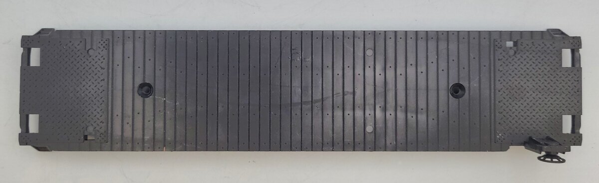 Lionel 6424-11 Black Plastic Flatcar Frame with Steps and Brake Wheel #6262