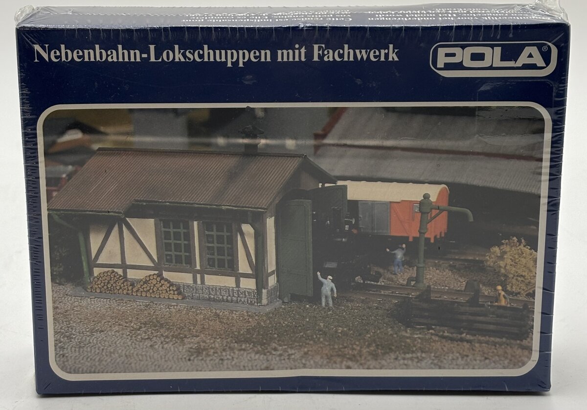 Pola 277 N Engine Shed w/Timber Frame Construction