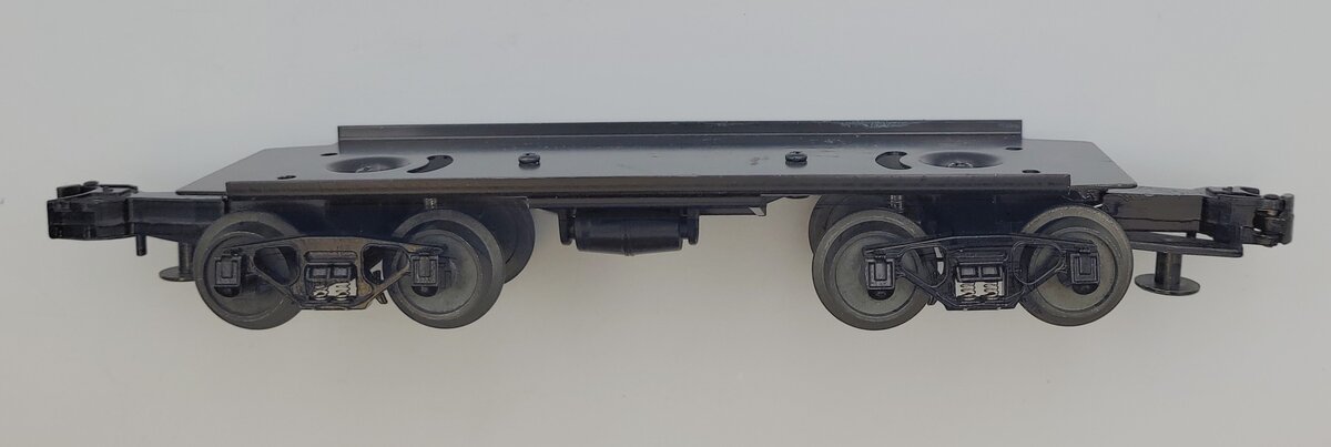 MTH 0121-7 Black Metal Caboose Car Frame Complete with Trucks & Roller Assembly
