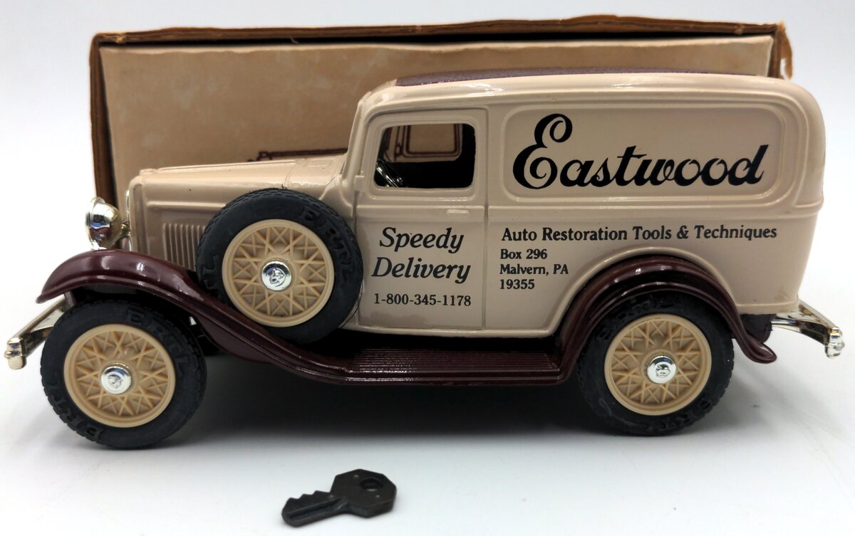 Ertl 9562 1:25 Scale Diecast 1932 Panel Delivery Vehicle Bank