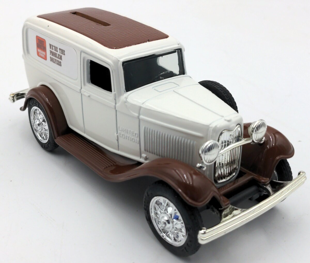 Ertl 9100 1:25 Scale Diecast Trust Worthy 1932 Panel Truck Bank