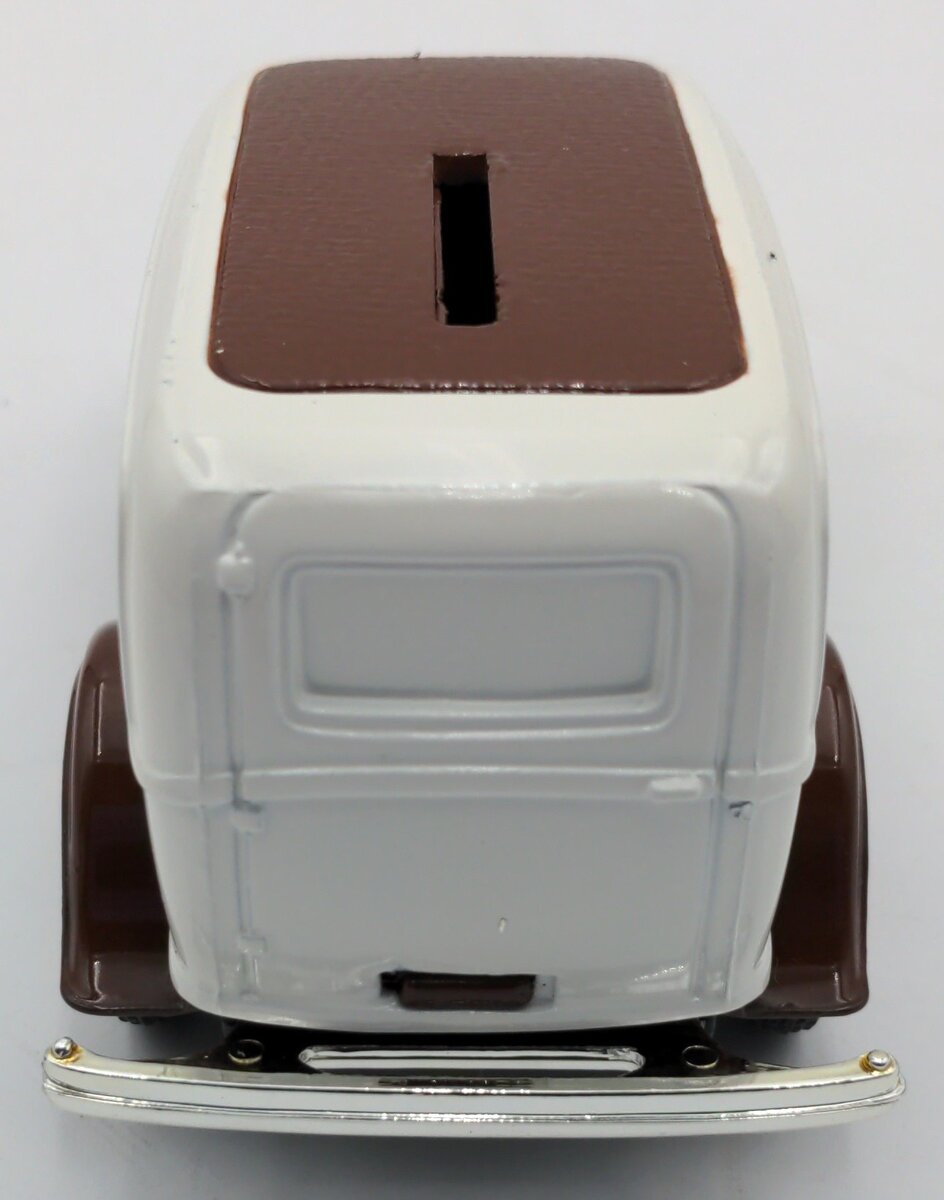 Ertl 9100 1:25 Scale Diecast Trust Worthy 1932 Panel Truck Bank