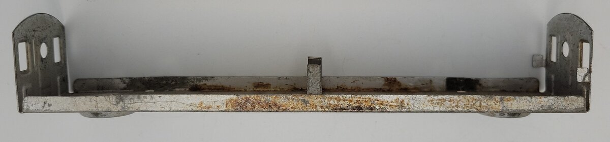Lionel 2400-11 Passenger Car Frame Assembly without Bulb Brackets