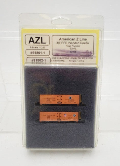 American Z-Line 91801-1 / 91802-1 Z Scale PFE Wooden Reefer (Set of 2)