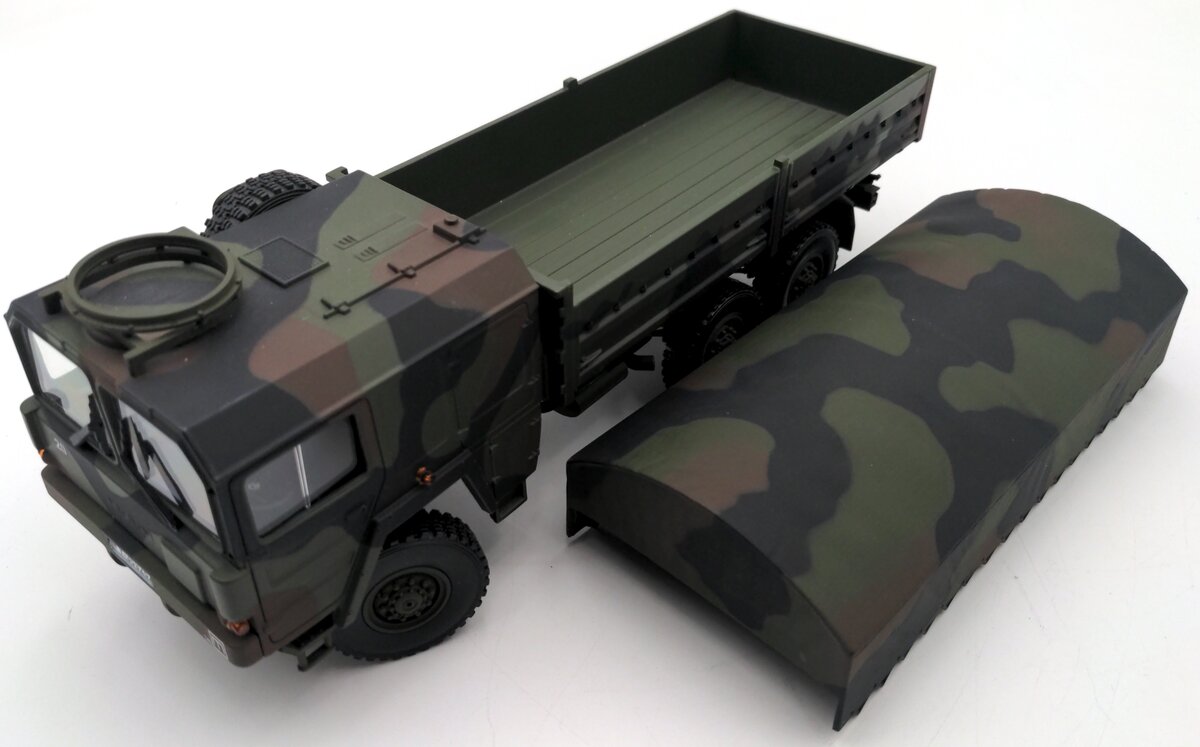 Marklin 18102 1:32 Scale Diecast Spur 1 LKW 7T GL Military