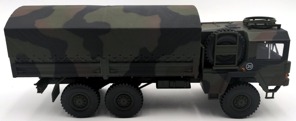 Marklin 18102 1:32 Scale Diecast Spur 1 LKW 7T GL Military