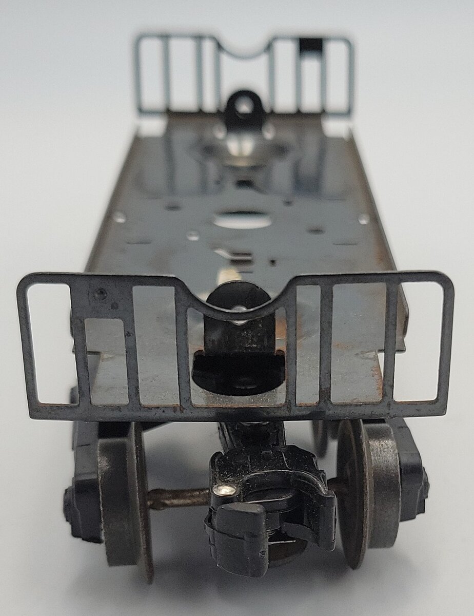 Lionel 6257-11 O Gauge Caboose Frame w/ Modern Operating Coupler Truck