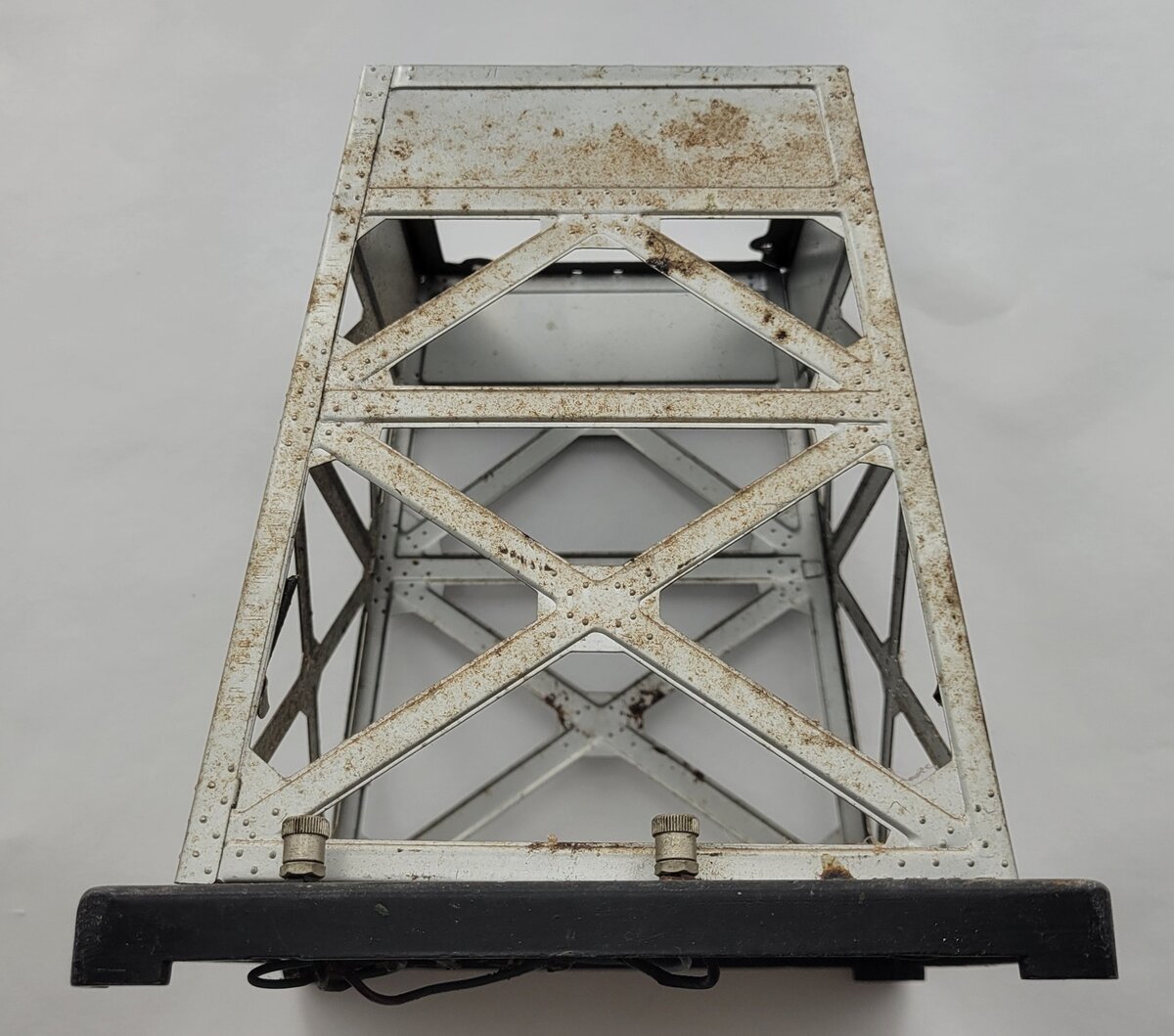 Lionel 182-31X O Gauge Gantry Crane Base and Platform w/o Red Ladder #165, 182
