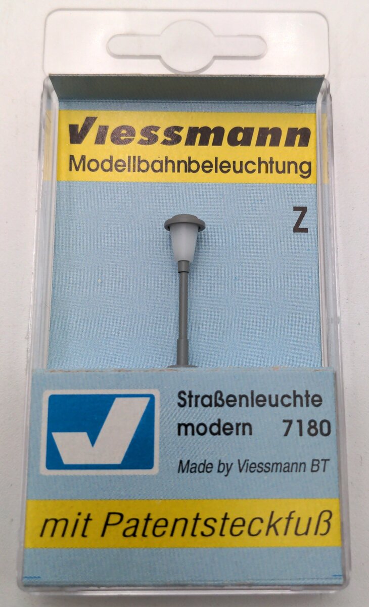 Viessmann 7180 Z Scale Modern Style Street Light