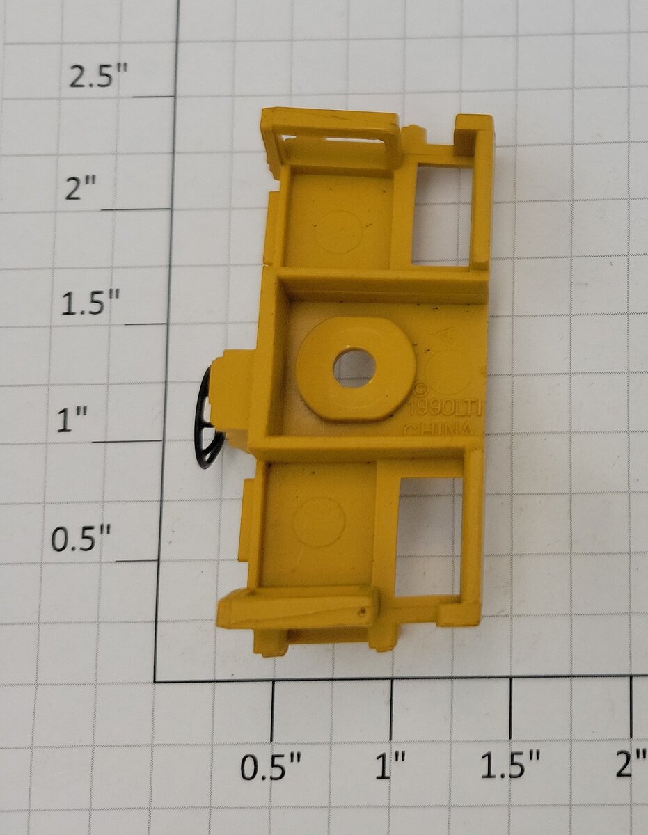 Lionel 6322-60 Yellow Intermodal End Platform with Brake Wheel