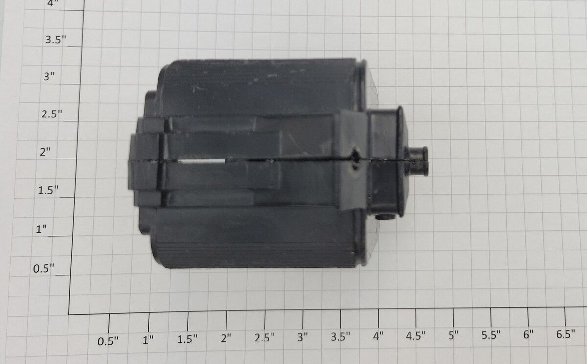Lionel 6518-11 O Gauge Black Transformer with Broken / Missing Insulators
