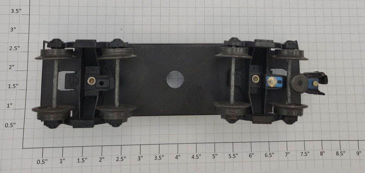 Lionel 6017-4  O Gauge Caboose Frame w/ End Rails, Trucks, & Operating Coupler
