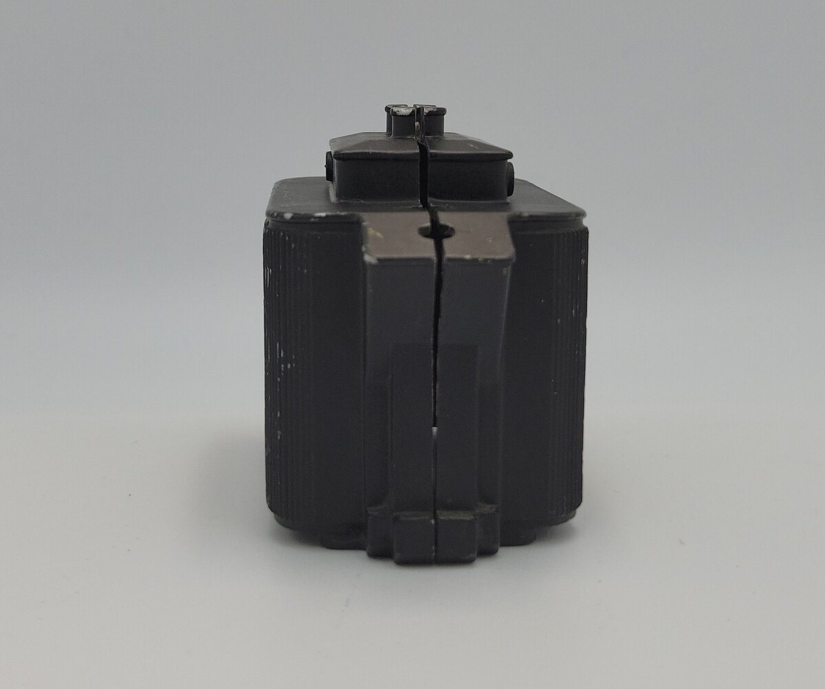 Lionel 6518-11 O Gauge Matte Black Transformer Load w/ Insulators, Screws & Nuts