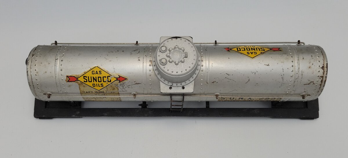 Lionel 2555-1 O Gauge Metal Sunoco Oil Tank Car Shell with Diecast Frame & Trim