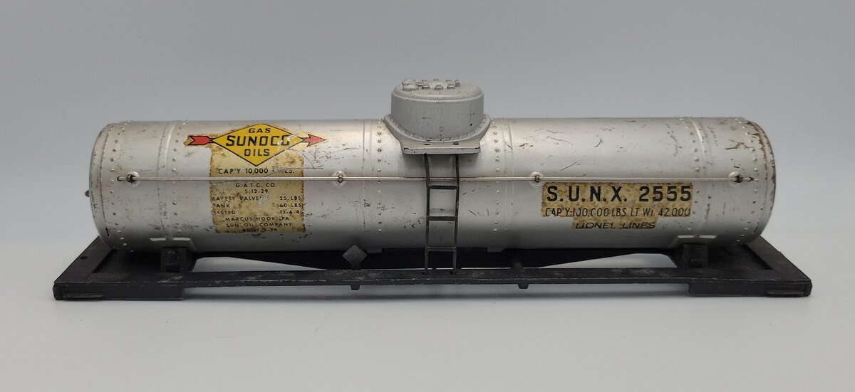Lionel 2555-1 O Gauge Metal Sunoco Oil Tank Car Shell with Diecast Frame & Trim