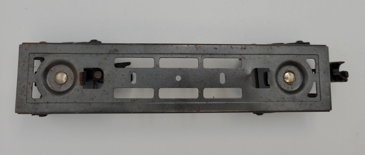 Lionel 6465-6 Tank Car Frame with Operating and Non-Operating Truck