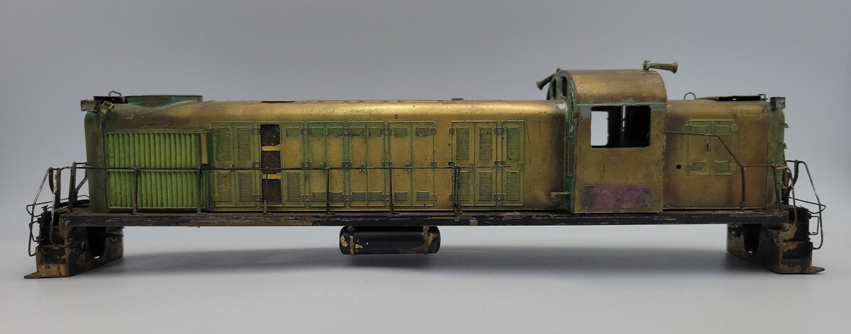 Acme 1760-30 O Gauge Brass Lackawanna FM Shell and Frame with Trim