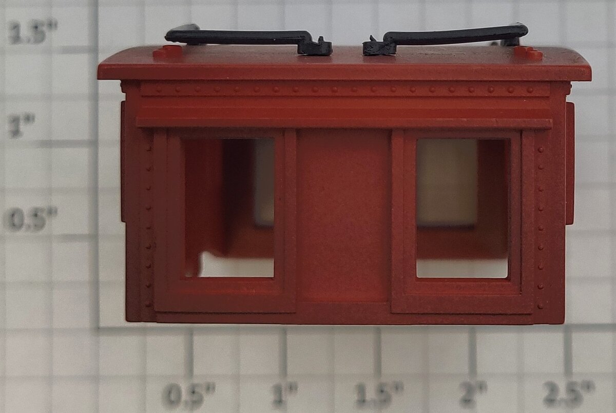 Lionel 17606-25 Red Caboose Cupola with Red Roof and Black Rails