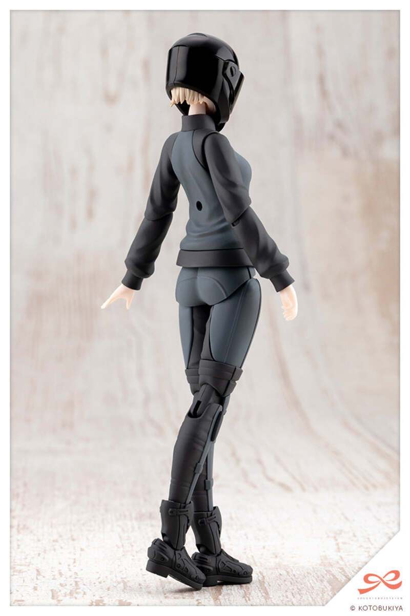 Kotobukiya JK088 1:10 Rui Saotome (Touou High School Tracksuit) Model Kit