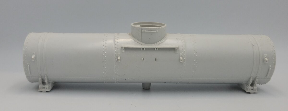 Kusan TE-55 O Gauge White Single Dome Tank w/o Top / End Caps w/ Handrails