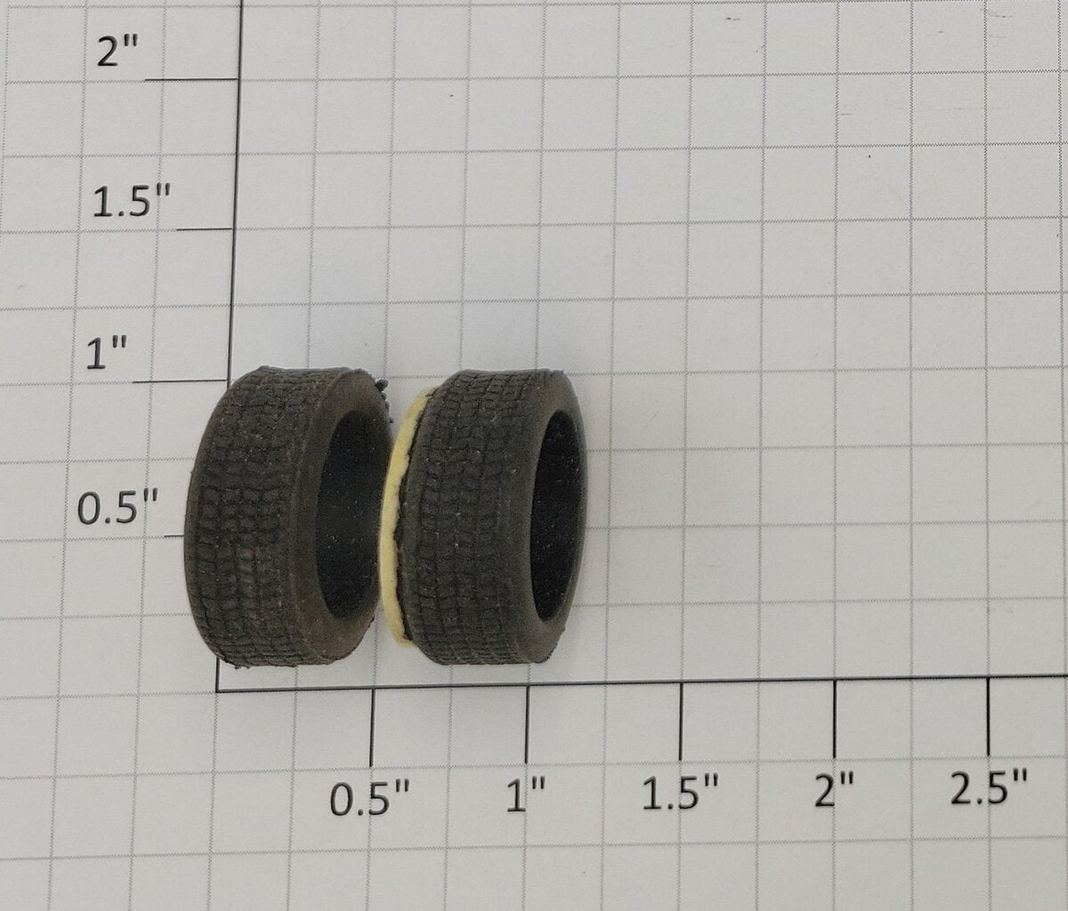 Life Like 9016-5 HO Deluxe Slot Car Rear Tires w/ Tread 23.25mm OD x 16.5mm ID