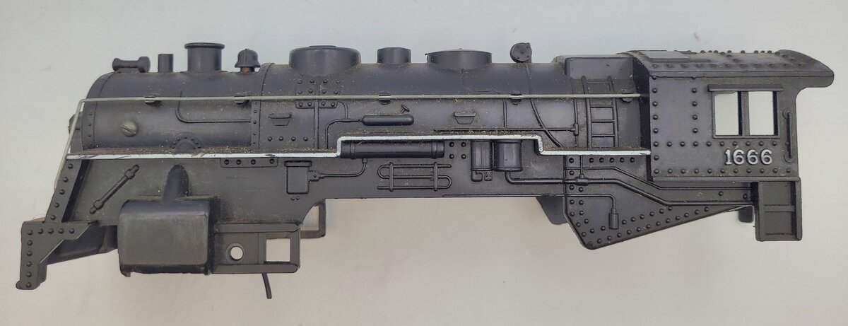 Marx 1666-2 Black Plastic 2-4-2 Steam Locomotive Body Shell with Drawbar #1666