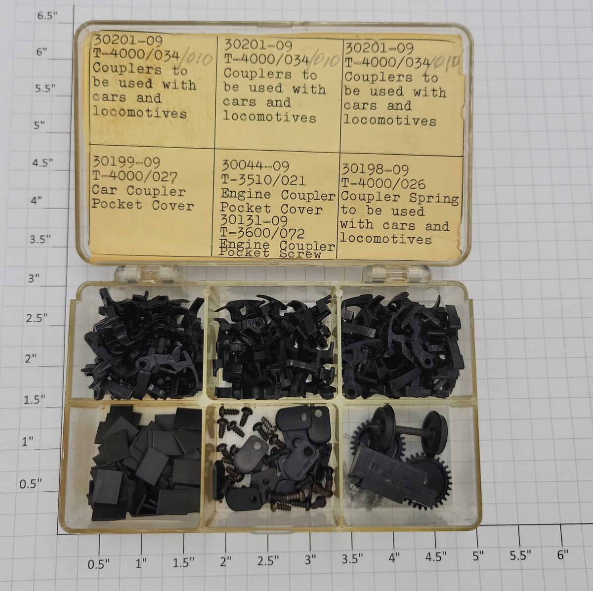Revell T-7551 HO Loco & Rolling Stock Coupler Repair Kit in Separate Sale Box