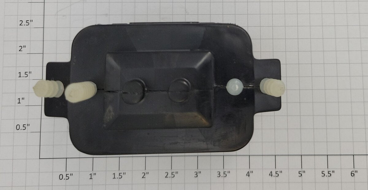 Lionel 6518-11 O Gauge Black Transformer Assembly w/ Nuts & 1 Broken Insulator
