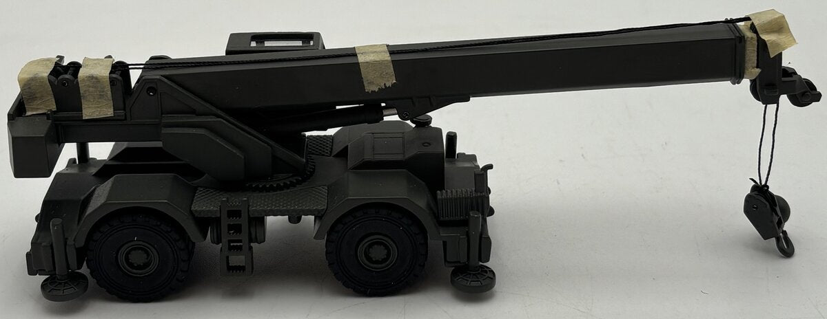 NZG 530/01 Grove 1:87 Scale Army Green Grove RT700E Mobile Crane Diecast