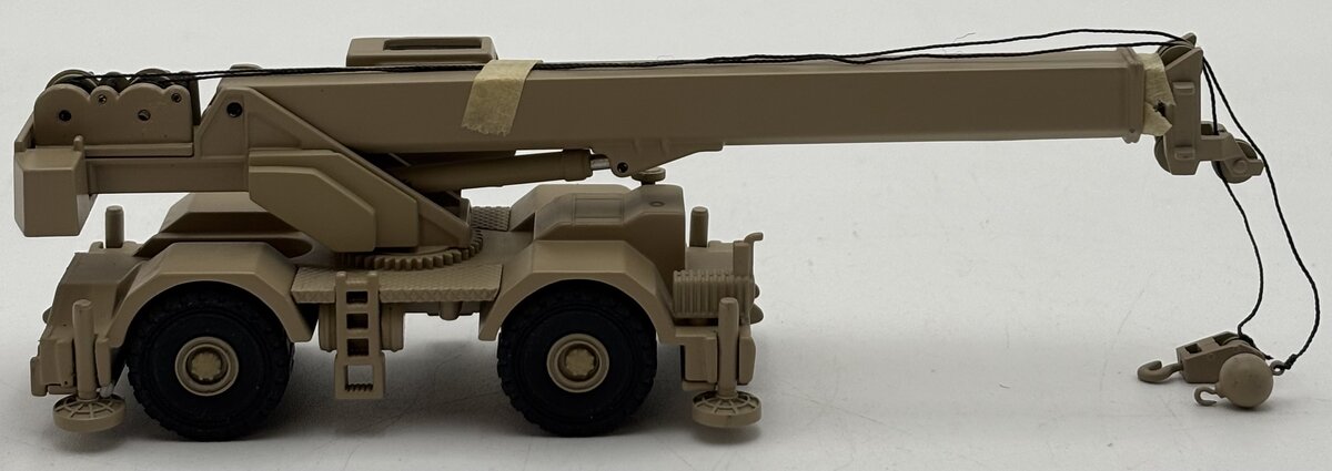 NZG 530/02 1:87 Scale Tan Grove RT 700 E Mobile Crane Diecast