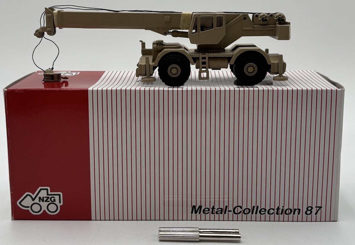 NZG 530/02 1:87 Scale Tan Grove RT 700 E Mobile Crane Diecast