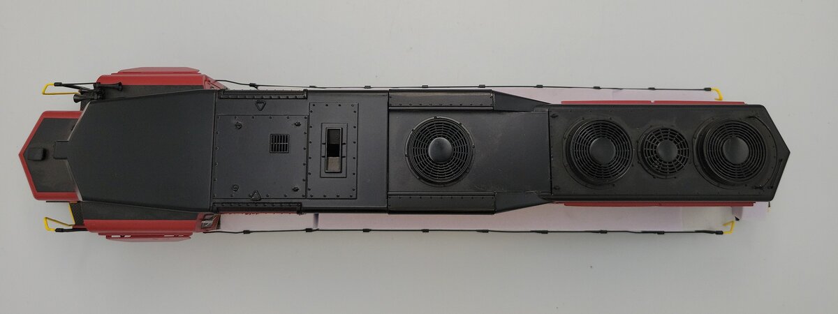 Lionel 2122160-2 New Hope & Ivyland GP-30 Legacy Diesel Loco Body Shell #2198